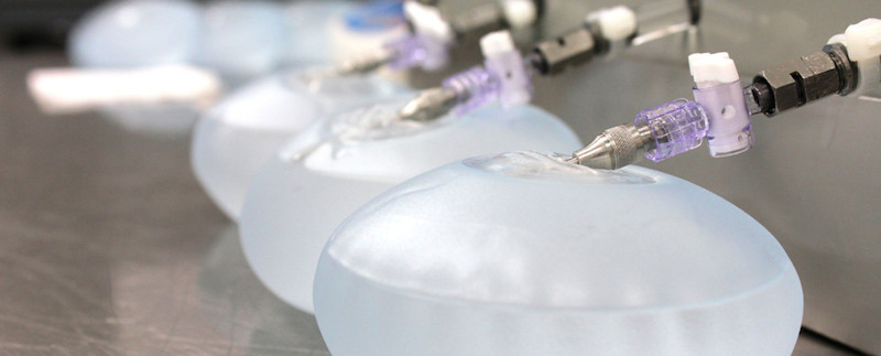 rinnaimplantaadid motiva medemis